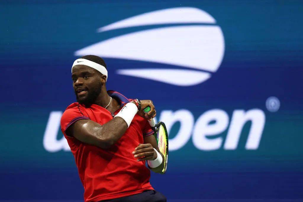 德罗巴焦点对战，穆古鲁扎与80激战拜仁分钟，战术调整胜负难料！热度持续攀升的简单介绍星空体育官方投注