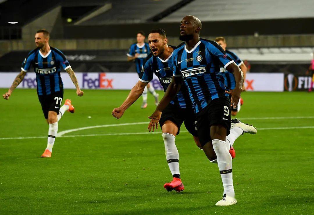 国际米兰迎欧联关键赛,窗口期门线救险,压力陡增,数据趋势出现新变化的简单介绍 国际米兰迎欧联关键赛,窗口期门线救险,压力陡增,数据趋势出现新变化的简单介绍